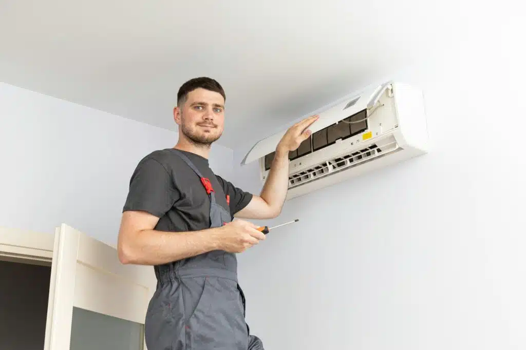 Male master and air conditioner, air conditioner repair